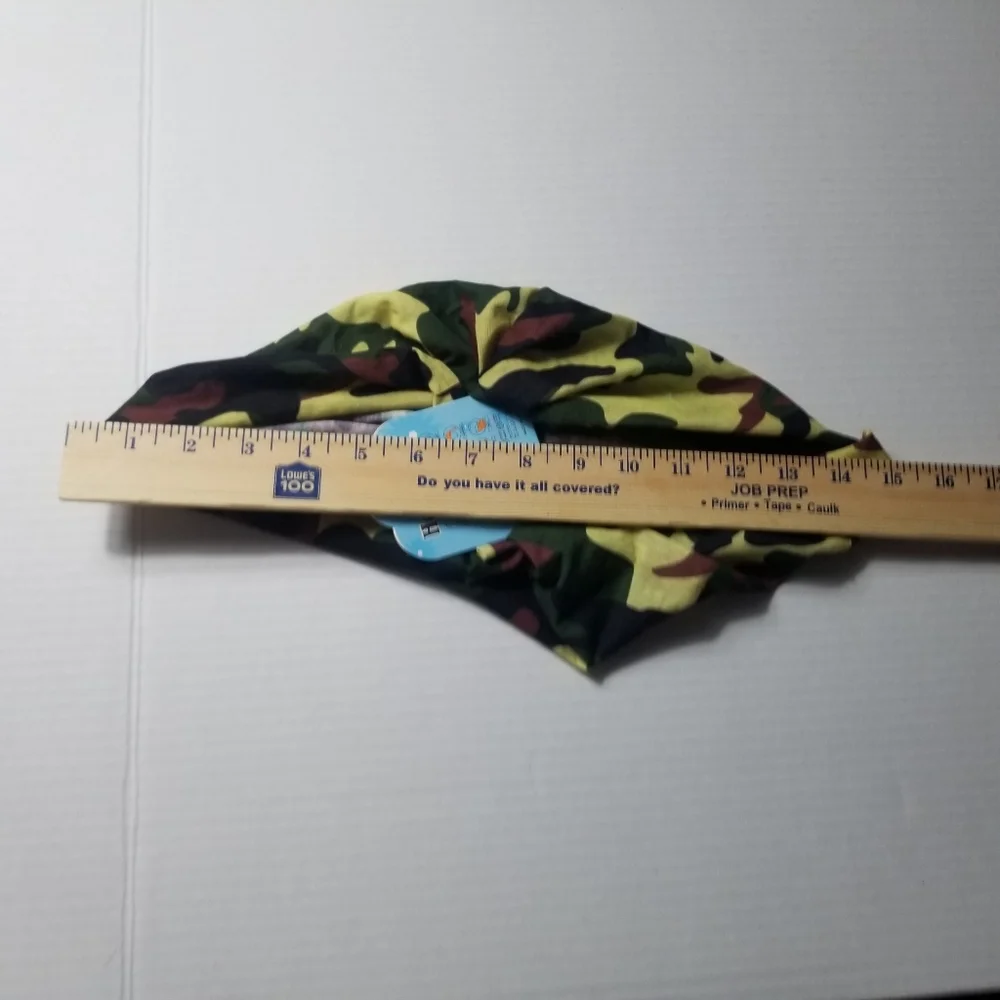 NWT HEAD WEAR GREEN CAMO SEALED MULTI-M 2USE BANDANA